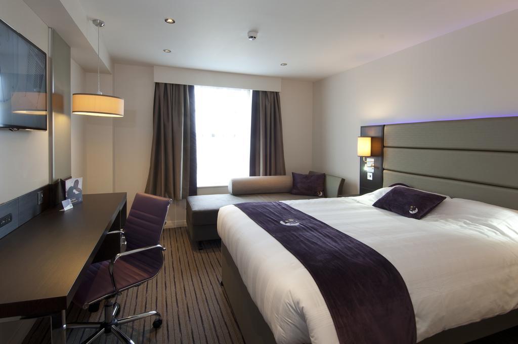 Premier Inn London Southwark Room photo